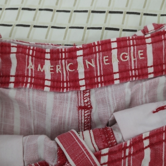 American Eagle Red Striped Linen Shorts Belted - Picture 8 of 10